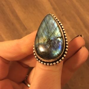 Rare stunning sterling silver labradorite ring